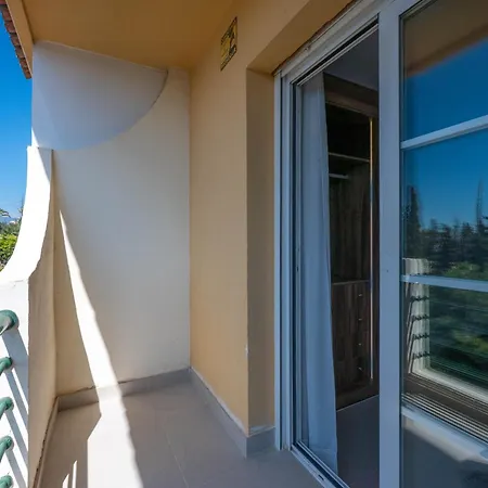 Appartamento Newly Renovated 3bed Penthouse Retreat With Pools In Prime Location
