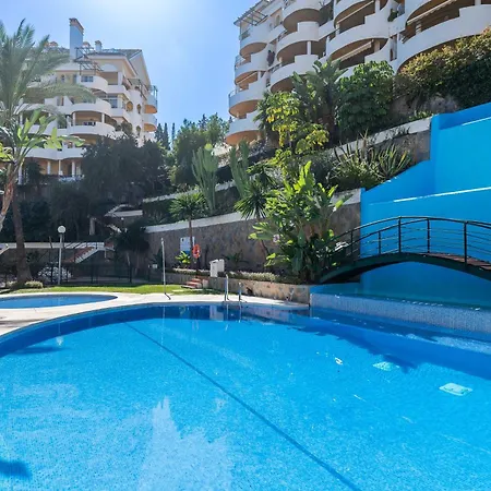 Newly Renovated 3bed Penthouse Retreat With Pools In Prime Location Appartamento