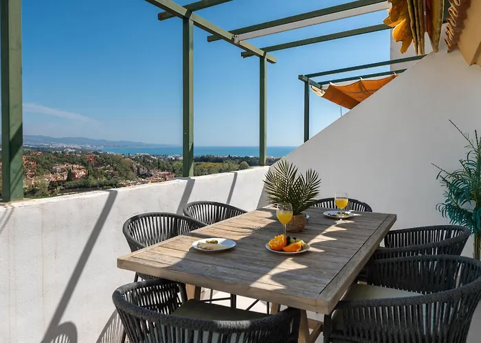 Newly Renovated 3bed Penthouse Retreat With Pools In Prime Location Apartmán Marbella